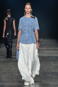 20160426_032046000_ios-200x300